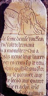 stèle votive retrouvée dans les prisons de Montlhéry
